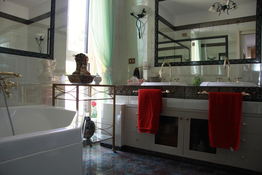 The Incantation Guest House Montesilvano Marina Quarto foto